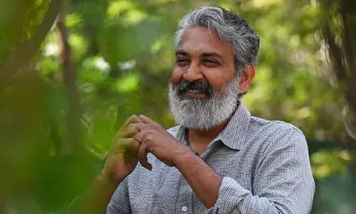 നമ്മുടെ കഥ സിനിമയാകുമെന്ന് അയാള്‍ പറഞ്ഞു; തുടര്‍ന്ന് ഞങ്ങള്‍ക്കിടയില്‍ തര്‍ക്കം ഉണ്ടായി; പിന്നീട് അയാള്‍ എന്നെ ദ്രോഹിക്കാന്‍ തുടങ്ങി; എന്റെ ജീവിതവും കരിയറും നശിപ്പിച്ചു; രാജമൗലിക്കെതിരെ ഗുരുതര ആരോപണവുമായി സുഹൃത്ത്