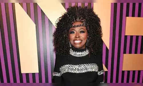 പ്രശസ്ത ഗായിക ആന്‍ജി സ്റ്റോണ്‍ വാഹനാപകടത്തില്‍ മരിച്ചു; വിട പറഞ്ഞത് മൂന്ന് തവണ ഗ്രാമി പുരസ്‌കാരത്തിനായി നോമിനേറ്റ് ചെയ്യപ്പെട്ടിട്ടുള്ള ഗായിക