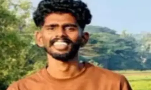 ക്ഷേത്രത്തിൽ ഉത്സവം കഴിഞ്ഞ് മടങ്ങവേ അപകടം; ബൈക്കില്‍ പിക്കപ്പ് വാന്‍ ഇടിച്ച് യുവാവിന് ദാരുണാന്ത്യം; സഹോദരന് ഗുരുതര പരിക്ക്; സംഭവം കുന്ദമംഗലത്ത്