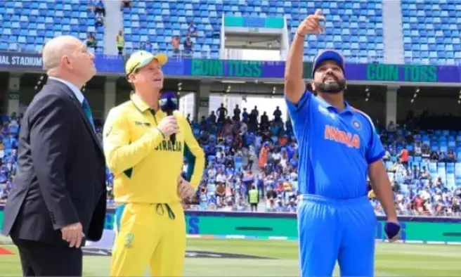 ഐസിസി ചാംപ്യന്സ് ട്രോഫി; ടോസ് നേടി ഓസ്ട്രേലിയ ബാറ്റിംഗ് തിരഞ്ഞെടുത്തു; ഓസീസ് ടീമില് രണ്ട് മാറ്റം, മാറ്റമില്ലാതെ ടീം ഇന്ത്യ ഐസിസി ചാംപ്യന്സ് ട്രോഫി; ടോസ് നേടി ഓസ്ട്രേലിയ ബാറ്റിംഗ് തിരഞ്ഞെടുത്തു; ഓസീസ് ടീമില് രണ്ട് മാറ്റം, മാറ്റമില്ലാതെ ടീം ഇന്ത്യ