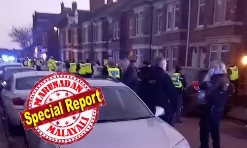 കുട്ടികളെ സംരക്ഷിക്കാത്തതിനാല്‍  രണ്ടുപേരെ കൊണ്ട് പോകാന്‍ സോഷ്യല്‍ വര്‍ക്കര്‍മാര്‍ ന്യൂകാസിലില്‍ എത്തിയത് വാന്‍ പോലീസ് അകമ്പടിയോടെ; പോലീസുമായി ഏറ്റുമുട്ടി കുട്ടികളെ കൊണ്ട് പോകുന്നത് തടഞ്ഞ് റൊമേനിയന്‍ ഗാംങ്‌സ്