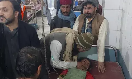 പാകിസ്ഥാനില്‍ സൈനിക കേന്ദ്രത്തില്‍ ചാവേറുകളുടെ ഭീകരാക്രമണം; 15 പേര്‍ കൊല്ലപ്പെട്ടു: 30 പേര്‍ക്ക് പരിക്ക്: കൊല്ലപ്പെട്ടവരില്‍ ആറു പേര്‍ ഭീകരരെന്ന് സൈന്യം