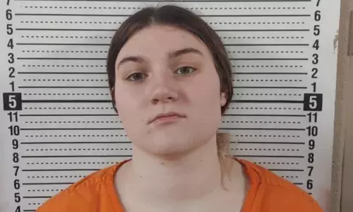 രണ്ട് ദിവസത്തേക്ക് ഭക്ഷണം നിഷേധിക്കപ്പെട്ട കുഞ്ഞ് മരിച്ചു,അമ്മ അറസ്റ്റില് രണ്ട് ദിവസത്തേക്ക് ഭക്ഷണം നിഷേധിക്കപ്പെട്ട കുഞ്ഞ് മരിച്ചു,അമ്മ അറസ്റ്റില്