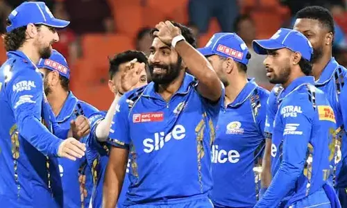 ഐപിഎല്‍ തുടങ്ങുംമുമ്പെ മുംബൈ ഇന്ത്യന്‍സിന് കനത്ത തിരിച്ചടി; പരിക്കേറ്റ് വിശ്രമത്തിലുള്ള ജസ്പ്രീത് ബുമ്രക്ക് ആദ്യ നാലു മത്സരങ്ങള്‍ നഷ്ടമാകും;  ഇംഗ്ലണ്ട് പര്യടനം നിര്‍ണായകം; കായികക്ഷമത വീണ്ടെടുക്കാനുള്ള പരിശ്രമത്തില്‍ സൂപ്പര്‍ താരം