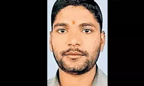 യു.പിയില്‍ മാധ്യ പ്രവര്‍ത്തകനെ വെടിവെച്ചു കൊന്നു; ബൈക്കില്‍ സഞ്ചരിച്ച രാഘവേന്ദ്രയെ ഇടിച്ചു വീഴ്ത്തിയ ശേഷം കൊലപ്പെടുത്തി അക്രമികള്‍