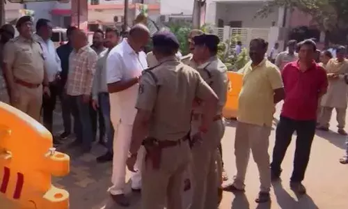 ഛത്തീസ്ഗഡില്‍ കോണ്‍ഗ്രസ് ഭരണകാലത്തെ മദ്യനയം; മുന്‍ മുഖ്യമന്ത്രി ഭൂപേഷ് ബാഗലിന്റെ വീട്ടിലടക്കം ഇഡി റെയ്ഡ്; ചോദ്യം ചെയ്യലിന് ഹാജരാകാന്‍ നോട്ടീസ് നല്‍കി