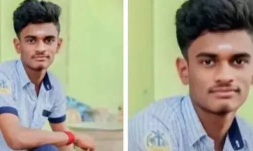 കബഡി മത്സരത്തിൽ ജയിച്ചതിൽ വിരോധം; സ്‌കൂളിലേക്ക് പോകും വഴി ആക്രമണം; വിദ്യാർത്ഥിയെ വെട്ടിപ്പരിക്കേൽപിച്ചു; ആദ്യ വീശലിൽ തന്നെ വിരലുകൾ അറ്റുപോയി; ഗുരുതര പരിക്ക്