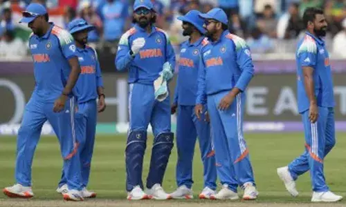 ദുബായിലെ സാഹചര്യങ്ങളുടെ പേരു പറഞ്ഞ് ഇന്ത്യയുടെ മികവില്‍ സംശയിക്കാനാകില്ല;  ലോക ഇലവനെ ഇറക്കിയാലും ഇന്ത്യ ജയിക്കും;  പാക്കിസ്ഥാന്‍ ക്രിക്കറ്റ് ഐസിയുവില്‍; ഇന്ത്യന്‍ ടീമിന്റെ പ്രകടനത്തെ പുകഴ്ത്തി ഷാഹിദ് അഫ്രീദി