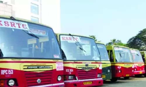 അടിമാലിയിൽ കെഎസ്ആർടിസി ബസ് മറിഞ്ഞ് അപകടം; റോഡിൽ നിന്ന് നിയന്ത്രണം തെറ്റി ബസ് താഴ്ചയിലേക്ക് പതിച്ചു; ആർക്കും പരിക്കില്ല