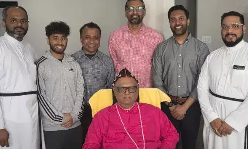 ഡോ.തിയഡോഷ്യസ് മാര്ത്തോമാ മെത്രാപോലിത്ത ഹൂസ്റ്റണില്: ട്രിനിറ്റി ദേവാലയത്തില് ആദ്യകുര്ബാനയ്ക്കു മുഖ്യകാര്മ്മികത്വം വഹിക്കും ഡോ.തിയഡോഷ്യസ് മാര്ത്തോമാ മെത്രാപോലിത്ത ഹൂസ്റ്റണില്: ട്രിനിറ്റി ദേവാലയത്തില് ആദ്യകുര്ബാനയ്ക്കു മുഖ്യകാര്മ്മികത്വം വഹിക്കും