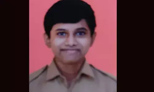 ആറ്റിങ്ങലില്‍ പത്താം ക്ലാസ് വിദ്യാര്‍ഥി കിടപ്പുമുറിയില്‍ തൂങ്ങി മരിച്ച നിലയില്‍; മരണകാരണം വ്യക്തമല്ല; പരിശോധന നടത്തി പൊലീസ്