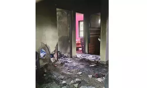 ഭാര്യാ മാതാവിനെ തലയ്ക്കടിച്ച ശേഷം വീടിന് തീയിട്ടു; പിന്നാലെ മരുമകന്റെ ആത്മഹത്യാ ശ്രമം