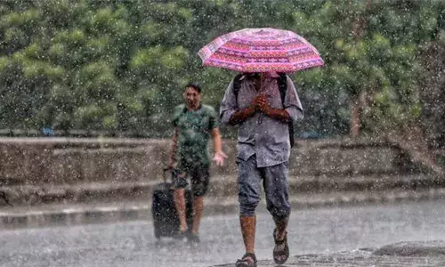എല്ലാ ജില്ലകളിലും ഇന്ന് മഴയെന്ന് കാലാവസ്ഥാ വകുപ്പ്; ഇടിമിന്നലിനും സാധ്യത; ജാഗ്രത പാലിക്കണമെന്ന് കാലാവസ്ഥാ വകുപ്പ്; വീടിന് പുറത്തിറങ്ങുന്നവര്‍ ജാഗ്രത പാലിക്കണം