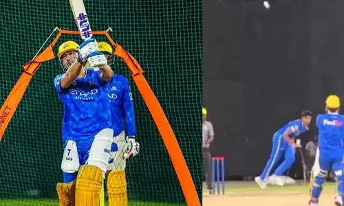 ഏത് മൂഡ് ഹെലികോപ്റ്റർ മൂഡ്, 43 ആം വയസിലും വിട്ടുപോകാതെ ആ സ്റ്റൈലും റേഞ്ചും; ഞെട്ടിച്ച് എംഎസ് ധോണി; വീഡിയോ കാണാം