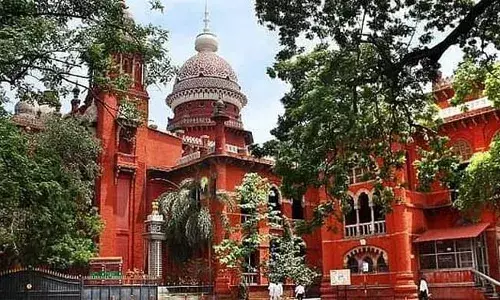 മക്കള്‍ നോക്കിയില്ലെങ്കില്‍ ഇഷ്ടദാന ആധാരം റദ്ദാക്കാം; നിബന്ധന നിര്‍ബന്ധമല്ലെന്ന് മദ്രാസ് ഹൈക്കോടതി