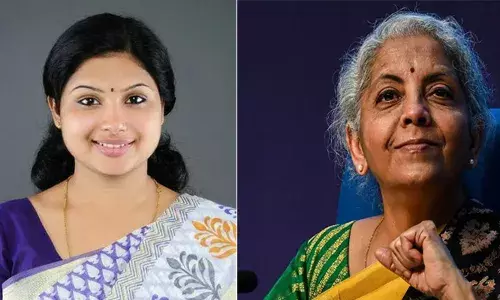 വീണ വിജയനും എക്‌സാലോജിക് കമ്പനിക്കും എതിരായ അന്വേഷണ പുരോഗതി വ്യക്തമല്ല; കേരള ഹൗസില്‍ മുഖ്യമന്ത്രി പിണറായി വിജയനുമായുള്ള കൂടിക്കാഴ്ചയുടെ വിശാംശങ്ങള്‍ വെളിപ്പെടുത്തണം; നിര്‍മ്മല സീതാരാമന് കത്തയച്ച് അഡ്വ വീണ എസ് നായര്‍