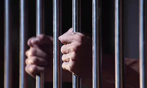 പെണ്‍കുട്ടിയെ നാലാം ക്ലാസ് മുതല്‍ പത്താം ക്ലാസ് വരെ പീഡിപ്പിച്ചു; പോക്‌സോ കേസില്‍ പ്രതിക്ക് 90 വര്‍ഷം കഠിന തടവും 2,10,000 രൂപ പിഴയും