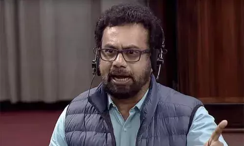 ശശി തരൂരിനെയും നരേന്ദ്ര മോദിയെയും പുകഴ്ത്തിയിട്ടില്ല; റഷ്യയെ ഉപരോധിക്കരുതെന്ന് സിപിഎം മുന്‍പ് പറഞ്ഞപ്പോള്‍ തരൂര്‍ പരിഹസിച്ചതാണ്;  തരൂര്‍ നിലപാട് മാറ്റിയതാണ് താന്‍ തുറന്നുകാട്ടിയത്; വിശദീകരണവുമായി ജോണ്‍ ബ്രിട്ടാസ്