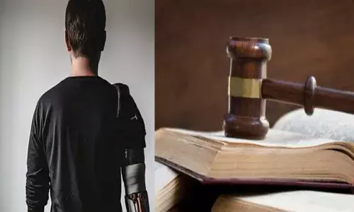 ഡ്രൈവറുടെ അശ്രദ്ധമൂലം നടന്ന അപകടം; നിയന്ത്രണം വിട്ട് ബസ് മതിലിൽ പോയി ഇടിച്ചു; യാത്രക്കാരന്റെ ഇടതുകൈ നഷ്ടമായി; 1.39 കോടി നഷ്ടപരിഹാരം നൽകാൻ ഉത്തരവ്