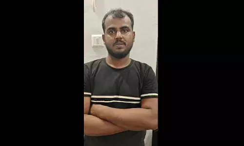 സുഹൃത്തുക്കള്‍ തമ്മിലെ വാക്കൂതര്‍ക്കം കൈവിട്ടുപോയി; ഒരാള്‍ മറ്റൊരാളെ വാഹനം ഇടിച്ചു കൊന്നു; ഒന്നിലധികം തവണ വാഹനം കയറ്റി ഇറക്കി മരണം ഉറപ്പിച്ചു; പ്രതിയായ അസം സ്വദേശി പിടിയില്‍