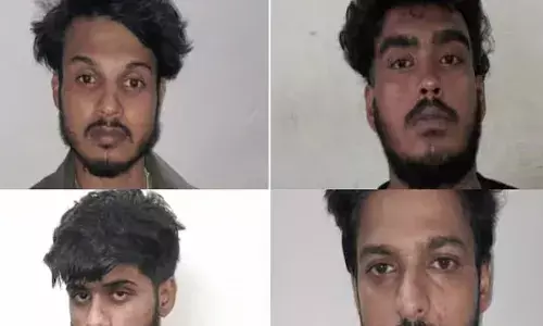 കേരളാ-കര്‍ണാടക ലഹരി മാഫിയയെ തകര്‍ക്കാനുറച്ച് മഞ്ചേശ്വരം പോലിസ്; ഇന്നലെ രാത്രി പിടിച്ചെടുത്തത് 25 ഗ്രാം എംഡിഎംഎയും ഏഴ് ലക്ഷം രൂപയും: കര്‍ണാടക സ്വദേശിയടക്കം നാലുപേര്‍ അറസ്റ്റില്‍