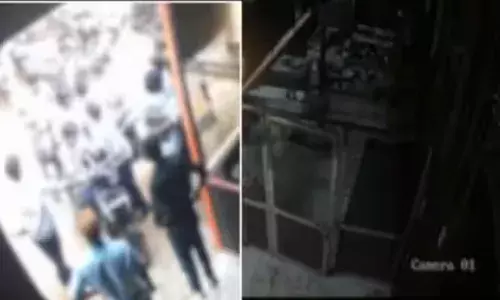 താടിവടിച്ചില്ലെന്ന് ആരോപിച്ച് പ്ലസ് വണ്‍ വിദ്യാര്‍ത്ഥിക്ക് സീനിയേഴ്‌സിന്റെ മര്‍ദനം; ദൃശ്യങ്ങള്‍ പുറത്ത്