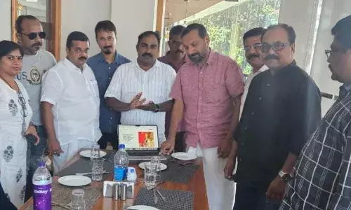 കേരളത്തിലെ ആധികാരിക ഓണ്‍ലൈന്‍ മാധ്യമങ്ങളുടെ അപെക്‌സ് ബോഡി; കോം ഇന്ത്യയുടെ നവീകരിച്ച വെബ് സൈറ്റ് പ്രകാശനം ചെയ്തു