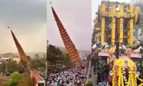 ഹുസ്‌കൂര്‍ മദ്ദൂരമ്മ മേളക്കിടെ രഥം മറിഞ്ഞ് രണ്ട് പേര്‍ മരിച്ചു; പരിക്കേറ്റ രണ്ടു പേരുടെ നിലഗുരുതരം