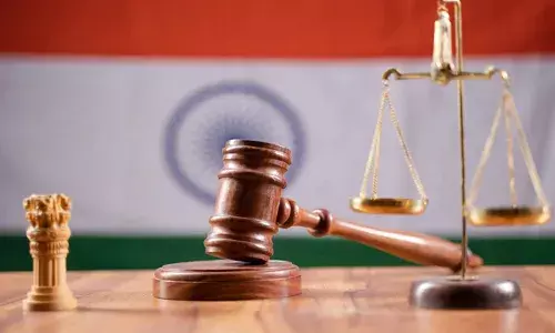 റോഡരികിലെ മരം വീണ് ഓട്ടോ ഡ്രൈവര്‍ മരിച്ച സംഭവം; കുടുംബത്തിന്  29 ലക്ഷം രൂപ നഷ്ടപരിഹാരം നല്‍കാന്‍ ഉത്തരവിട്ട് ദേവികുളം സബ് കോടതി