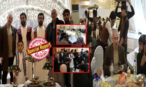 അടച്ചിട്ട ഹാളിൽ പാട്ടും ഡാൻസും ആഘോഷവും; ആയിരകണക്കിന് പേർ വേദിയിൽ; അതിഥികളെ വരവേൽക്കാൻ സ്വർണം പൂശിയ പൂക്കൾ; ഡ്രെസിങ് സ്റ്റൈലിൽ വരെ വെറൈറ്റി; ഇതൊക്കെ എക്‌സ്‌പ്ലോർ ചെയ്യാൻ ചടങ്ങിൽ ഒരു വിദേശിയും; താലിബാനിൽ വധുവിനെ പങ്കെടുപ്പിക്കാതെ നിക്കാഹ്; വീണ്ടും ചർച്ചയായി ദൃശ്യങ്ങൾ