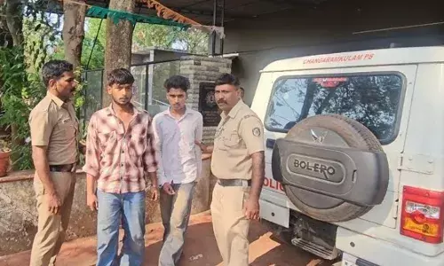 എടപ്പാളില്‍ ലഹരി സംഘം വടിവാള്‍ കാണിച്ച് ഭീഷണിപ്പെടുത്തി വിദ്യാര്‍ഥിയെ ബൈക്കില്‍ തട്ടികൊണ്ടുപോയി മര്‍ദിച്ചു; സംഭവത്തിന്റെ ദൃശ്യങ്ങള്‍ പുറത്ത് വന്നതോടെ മൂന്ന് പേര്‍ പിടിയില്‍