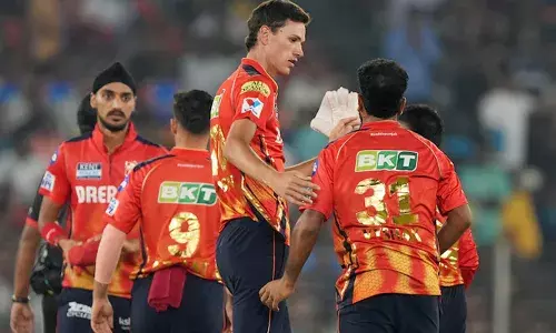 പൊരുതി തോറ്റ് ഗുജറാത്ത് ടൈറ്റന്‍സ്; പഞ്ചാബിനോട് വഴങ്ങിയത് 11 റണ്‍സിന്റെ തോല്‍വി; വഴിത്തിരിവായത് പഞ്ചാബിന്റെ ഇമ്പാക്ട് താരം  വൈശാഖിന്റെ ബൗളിങ്ങ് മികവ്; ജയത്തോടെ തുടക്കം