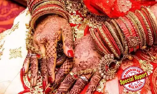 നാല് വര്‍ഷത്തെ പ്രണയം; രാവിലെ കാമുകിയെ വിവാഹം ചെയ്തു;  ക്ഷേത്രത്തില്‍ വച്ചും ചടങ്ങുകള്‍; രാത്രിയില്‍ വീട്ടുകാര്‍ തീരുമാനിച്ച യുവതിയെയും മിന്നുകെട്ടി യുവാവ്; കാമുകിയുടെ പരാതിയില്‍ അന്വേഷണം