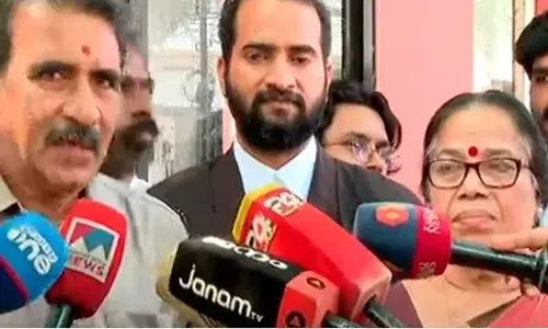 ലേലു അല്ലു...ലേലു അല്ലു! പി കെ ശ്രീമതിയോട് പരസ്യമായി മാപ്പ് പറഞ്ഞ് ബി ഗോപാലകൃഷ്ണന്‍; ആരോപണം തെളിയിക്കാന്‍ തന്റെ കൈവശം തെളിവില്ലെന്നും സത്യം മാത്രമേ ചാനല്‍ ചര്‍ച്ചയില്‍ പങ്കെടുക്കുന്നവര്‍ പറയാവു എന്നും ബിജെപി നേതാവ്; കേസ് അവസാനിപ്പിച്ച് സിപിഎം നേതാവ്