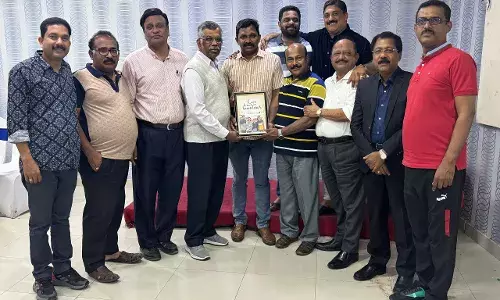 അനു കെ വര്‍ഗീസിന് ഫ്രണ്ട്സ് ഓഫ് ബഹ്റൈന്‍ യാത്ര അയപ്പ് നല്‍കി