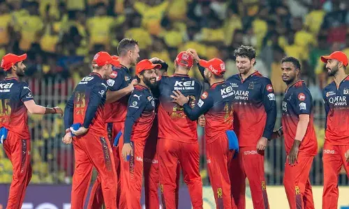 17 വര്‍ഷത്തില്‍ ചെന്നൈയില്‍ ആദ്യ ജയവുമായി റോയല്‍ ചലഞ്ചേഴ്സ് ബംഗളൂരു; ചെന്നൈ സൂപ്പര്‍ കിങ്ങ്സിനെ തകര്‍ത്തത് 50 റണ്‍സിന്; ബംഗളൂരുവിന്റെ വിജയം ബൗളിങ്ങ് മികവില്‍; രണ്ടാം ജയവുമായി റോയല്‍ ചലഞ്ചേഴ്‌സ് ബെംഗളൂരു