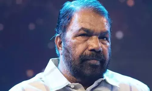 തല മുണ്ഡനം ചെയ്ത് പ്രതിഷേധിക്കേണ്ടത് ഡല്‍ഹിയില്‍; വെട്ടിയ തലമുടി കേരളത്തില്‍ നിന്നുള്ള കേന്ദ്ര മന്ത്രിമാര്‍ വഴി കേന്ദ്ര സര്‍ക്കാരിന് കൊടുത്തയക്കണം; പരിഹസിച്ച് മന്ത്രി വി. ശിവന്‍കുട്ടി