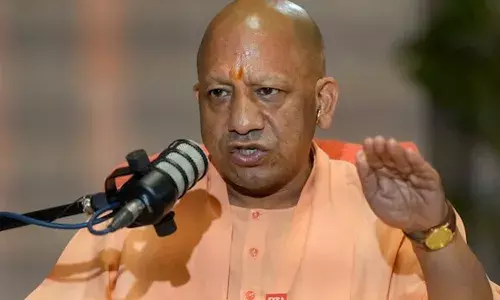 മുസ്ലിംങ്ങള്‍ ഹിന്ദുക്കളില്‍ നിന്ന് അച്ചടക്കം പഠിക്കണം; റോഡുകള്‍ നടക്കാന്‍ വേണ്ടിയുള്ളതാണ് നിസ്‌കരിക്കാനുള്ള ഇടമല്ല; കുംഭമേളയോട് അനുബന്ധിച്ച് ഒരു അക്രമവും ഉണ്ടായിട്ടില്ല; വിവാദ പരാമര്‍ശവുമായി യോഗി ആദിത്യനാഥ്