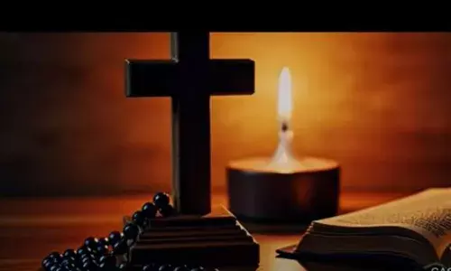 കാല്വരിമലയിലെ കുരിശുമരണം  പീഡാനുഭവഗാനം റിലീസ് ചെയ്തു കാല്വരിമലയിലെ കുരിശുമരണം  പീഡാനുഭവഗാനം റിലീസ് ചെയ്തു