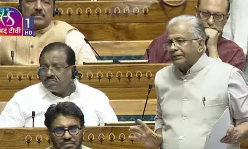 കേന്ദ്ര സര്‍ക്കാര്‍ ന്യൂനപക്ഷങ്ങളുടെ രക്ഷകരായി അഭിനിയിക്കുന്നു; വഖഫ് ദേദഗതി ബില്‍ രാജ്യം 2025ല്‍ കണ്ട ഏറ്റവും വലിയ തമാശ; അനീതിയെന്ന ഇ ടി മുഹമ്മദ് ബഷീര്‍