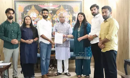 ഹൈദരാബാദ് സര്‍വകലാശാല ഭൂമി കയ്യേറ്റം; സര്‍വ്വകലാശാലയുടെ ഭൂമി സംരക്ഷിക്കാന്‍ കേന്ദ്ര സര്‍ക്കാരിന്റെ അടിയന്തര ഇടപെടല്‍ അനിവാര്യം; നിവേദനം നല്‍കി എബിവിപി