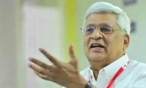 ട്രംപിന്റെ പകര ചുങ്കത്തില്‍ നരേന്ദ്രമോദിയുടേത് നാണംകെട്ട കീഴടങ്ങല്‍; അമേരിക്ക നടപ്പാക്കിയ അധികതീരുവയ്ക്കെതിരേ ഒരു വാക്കുപോലും മോദി സംസാരിച്ചില്ല: പ്രകാശ് കാരാട്ട്