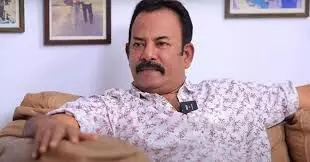 എന്റെ മോന്റെ പടം കൊള്ളില്ല എന്ന് മേജര്‍ രവി പറഞ്ഞു എന്നാണ് മല്ലിക ചേച്ചി പറഞ്ഞത്; ഞാന്‍ അങ്ങനെ പറഞ്ഞിട്ടില്ല; സത്യാവസ്ഥകളെ മറച്ചുവച്ചുകൊണ്ട് സിനിമ ചെയ്തു എന്നാണ് പറയുന്നത്; മോഹന്‍ലാലിനെ ആരെങ്കിലും ചെളിവാരിത്തേച്ചാല്‍ പ്രതികരിക്കാന്‍ എനിക്കാരുടെയും അനുവാദം വേണ്ട; വീണ്ടും മറുപടിയുമായി മേജര്‍ രവി