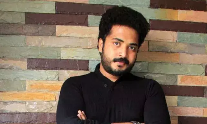 പന്നി പണ്ടേ ക്രിസ്ത്യന്‍ ആയിരുന്നു, പശു ഹിന്ദുവായിട്ട് അധിക കാലമായിട്ടില്ല...മൂരി മുസ്‌ലിമായിട്ടും; മതം തലയ്ക്ക് പിടിച്ചവര്‍ എല്ലാത്തിനെയും വീതം വച്ചു; ഇവിടെ ഒരു മതങ്ങള്‍ക്കും വേര്‍തിരിവില്ല; പോസ്റ്റുമായി വിനു മോഹന്‍