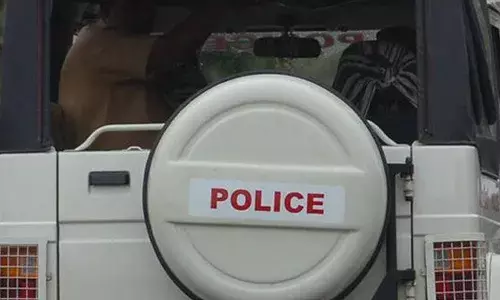 വിഡ്ഢി ദിനത്തില്‍ പോലിസിനെ വിളിച്ച് ഫൂളാക്കി; മുന്‍ അഗ്നിരക്ഷാസേന ഉദ്യോഗസ്ഥനെതിരേ കേസ്