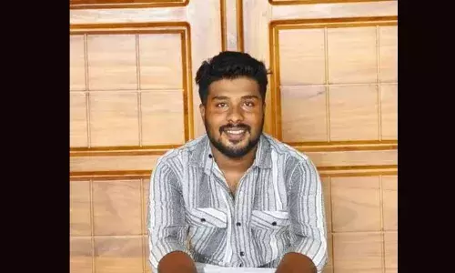 വ്യാഴാഴ്ച വിവാഹം നിശ്ചയം നടന്നതിന് പിന്നാലെ യുവാവ് ബൈക്ക് അപകടത്തില്‍ മരിച്ചു; ഇടിച്ച വാഹനം കണ്ടെത്താനായില്ല; മൃതദേഹം കിടന്നത് ഓടയില്‍; സുബിക്കിന്റെ മരണം അപകടത്തില്‍ പരുക്കേറ്റ കൂട്ടുകാരനെ കണ്ട് മടങ്ങി വരുമ്പോള്‍