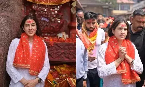കാമാഖ്യ ക്ഷേത്രത്തില്‍ ദര്‍ശനം നടത്തി ബോളിവുഡ് താരം സാറാ അലി ഖാന്‍; ക്ഷേത്ര ദര്‍ശനം നടത്തിയത് ആത്മീയ യാത്രയുടെ ഭാഗമായി; താരത്തിന് കൂട്ടായി നടിയും സംവിധായികയുമായ ഐമി ബറുവയും; ദര്‍ശനത്തിന്റെ ചിത്രങ്ങള്‍ സോഷ്യല്‍ മീഡിയയില്‍ പങ്കുവെച്ച് താരം