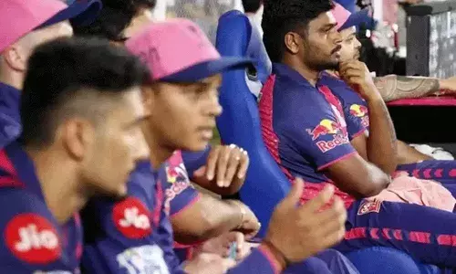 ഐപിഎല്ലില്‍ ഇന്ന് റോയല്‍സ് v\s കിങ്‌സ് പോരാട്ടം; ക്യാപ്റ്റനായി സഞ്ജു തിരികെ എത്തുന്ന ആദ്യ മത്സരം; ജയസ്വള്‍ തിളങ്ങിയില്ലെങ്കില്‍ റോയല്‍സിന് പണി; ജയം തുടരാന്‍ അയ്യരിന്റെ പഞ്ചാബും; ഇന്ന് തീപാറും പോരാട്ടം