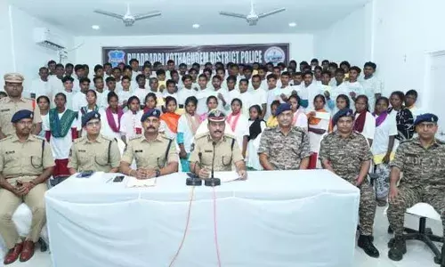 തെലങ്കാനയില്‍ 86 മാവോയിസ്റ്റുകള്‍ പൊലീസിന് മുന്നില്‍ കീഴടങ്ങി; കീഴടങ്ങിയവരില്‍ നാല് ഏരിയാ കമ്മിറ്റി അംഗങ്ങളും