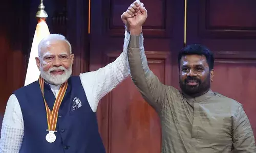 ഹംബന്‍തോട്ടയില്‍ ചൈന എണ്ണ റിഫൈനറി നിര്‍മ്മിക്കുമ്പോള്‍ ഇന്ത്യ ട്രിങ്കോമാലിയില്‍ ഊര്‍ജ്ജ ഹബ്ബ് വികസിപ്പിക്കും; ശ്രീലങ്കയില്‍ ചൈനയുടെ വെല്ലുവിളി നേരിടാന്‍ ഇന്ത്യയുടെ നിര്‍ണായക നീക്കം; ശ്രീലങ്കയുമായി നിര്‍ണായക പ്രതിരോധ സഹകരണ കരാറും; മോദിക്ക് വിദേശരാഷ്ട്രത്തലവനുള്ള പരമോന്നത ബഹുമതിയും